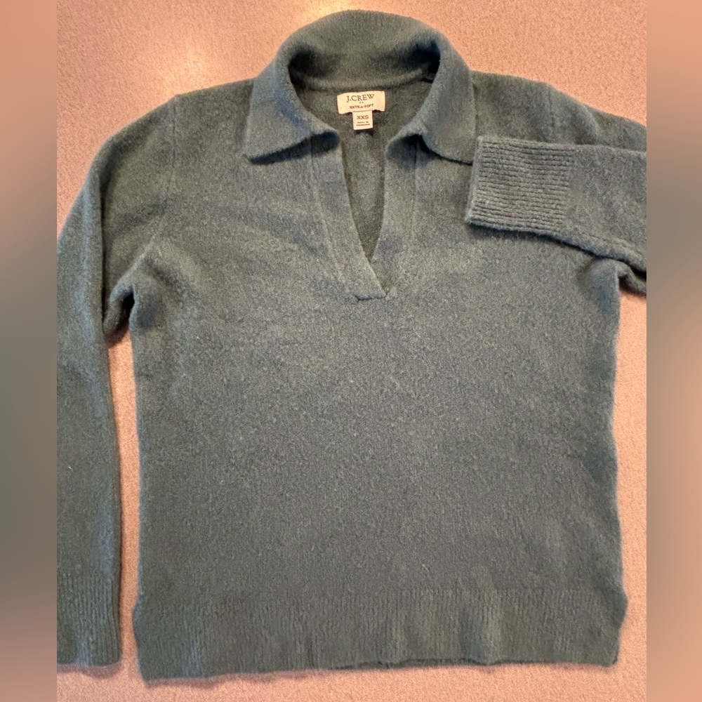 J. Crew Women's V-Neck Sweater‎ in Dusty Teal